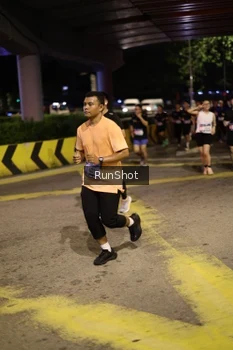 Runner Photo 4273539