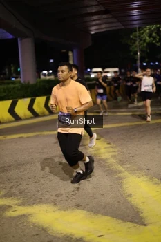 Runner Photo 4273541