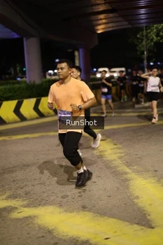 Runner Photo 4273544