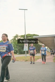 Runner Photo 4273555