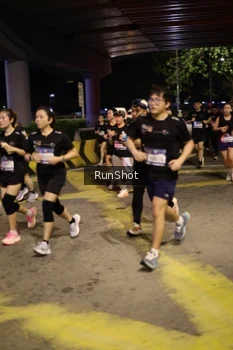 Runner Photo 4273563