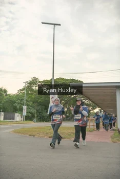 Runner Photo 4273566