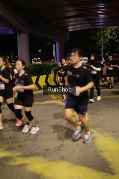 Runner Photo 4273570