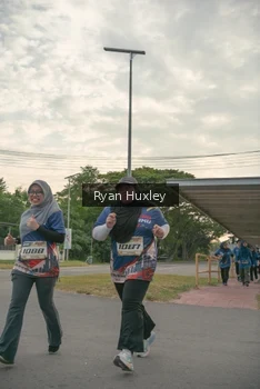 Runner Photo 4273576