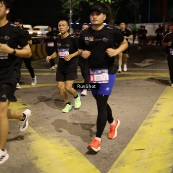 Runner Photo 4273587