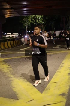 Runner Photo 4273601