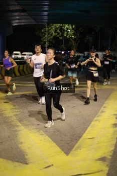 Runner Photo 4273630