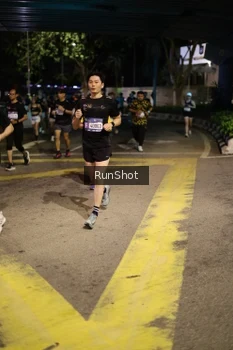 Runner Photo 4273645