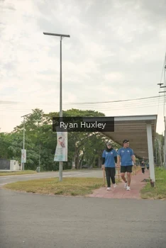 Runner Photo 4273694