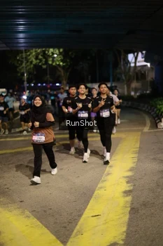 Runner Photo 4273732