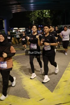 Runner Photo 4273739