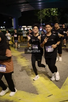 Runner Photo 4273742