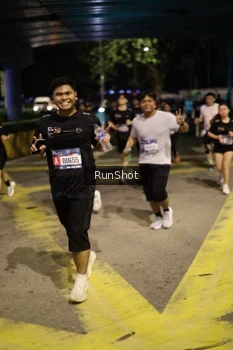 Runner Photo 4273748