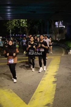 Runner Photo 4273753