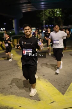 Runner Photo 4273754