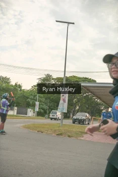 Runner Photo 4273773