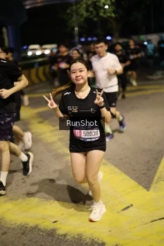 Runner Photo 4273775
