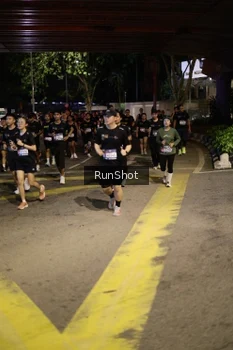 Runner Photo 4273954