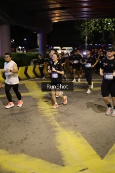 Runner Photo 4273965
