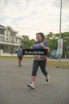 Runner Photo 4274015
