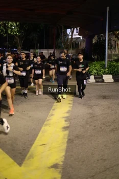 Runner Photo 4274021