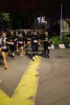 Runner Photo 4274030