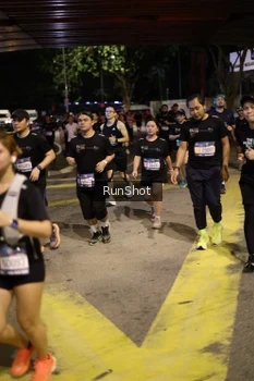 Runner Photo 4274043