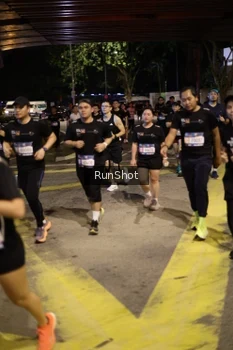 Runner Photo 4274045