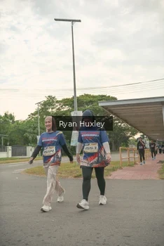 Runner Photo 4274075