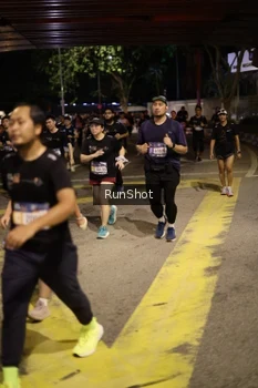 Runner Photo 4274078