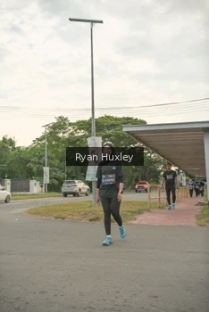 Runner Photo 4274089