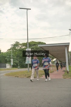 Runner Photo 4274094