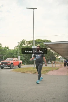 Runner Photo 4274102