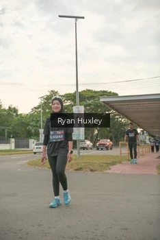 Runner Photo 4274115