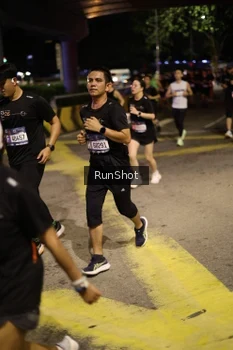 Runner Photo 4274155