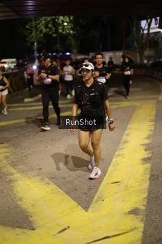 Runner Photo 4274158