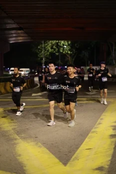 Runner Photo 4274217