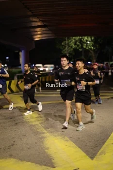 Runner Photo 4274219