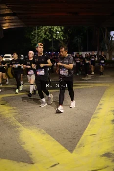 Runner Photo 4274253