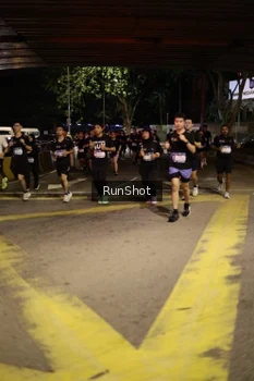 Runner Photo 4274273