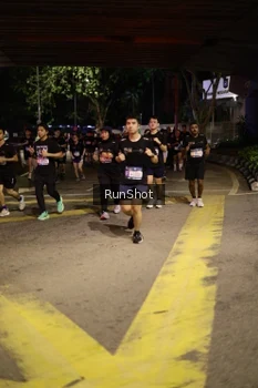 Runner Photo 4274275