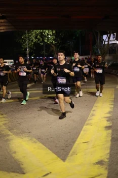 Runner Photo 4274279