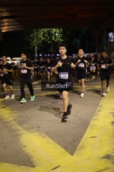 Runner Photo 4274281
