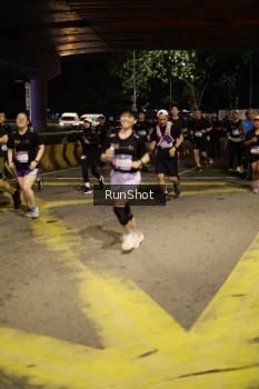 Runner Photo 4274301