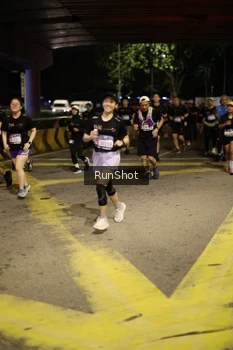 Runner Photo 4274304