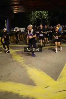 Runner Photo 4274311