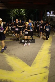 Runner Photo 4274313