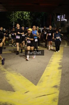 Runner Photo 4274317