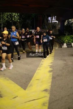 Runner Photo 4274318