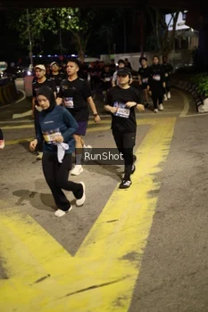Runner Photo 4274324